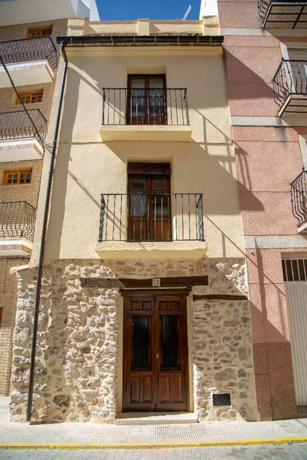 מונטנחוס Casa Rural Pradas מראה חיצוני תמונה
