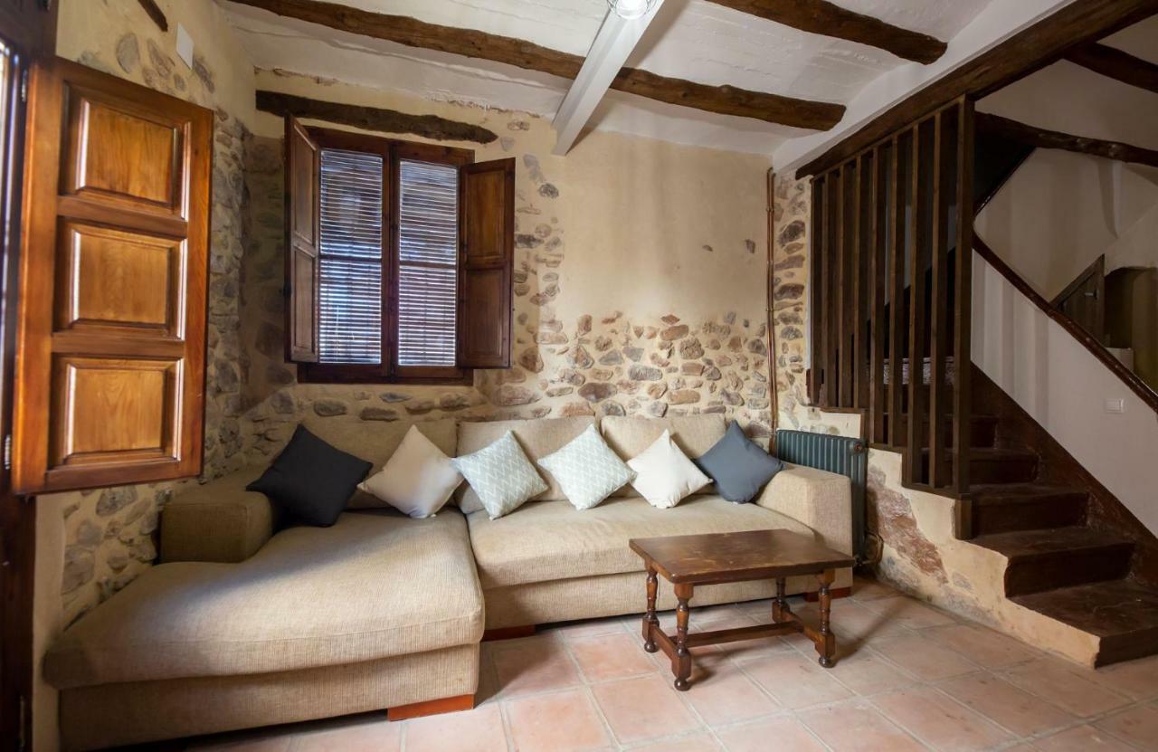 מונטנחוס Casa Rural Pradas מראה חיצוני תמונה