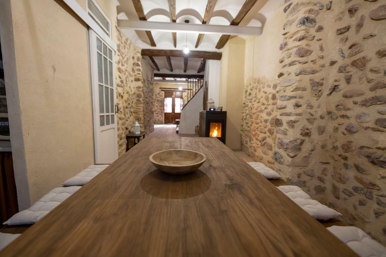 מונטנחוס Casa Rural Pradas מראה חיצוני תמונה